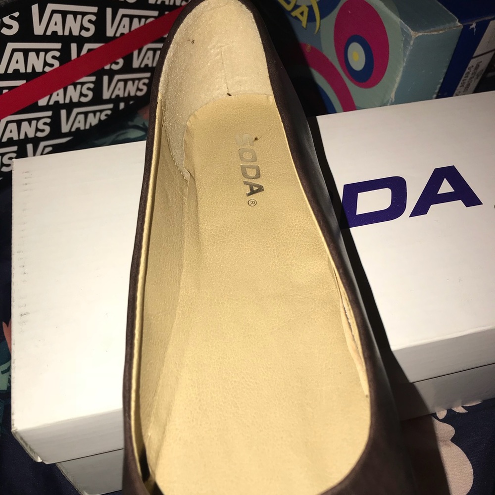 Brown flats